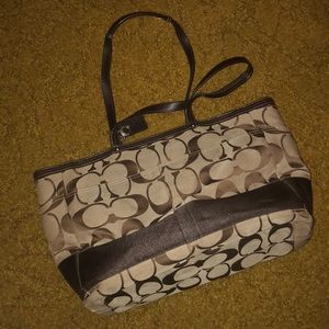 Oversized coach bag